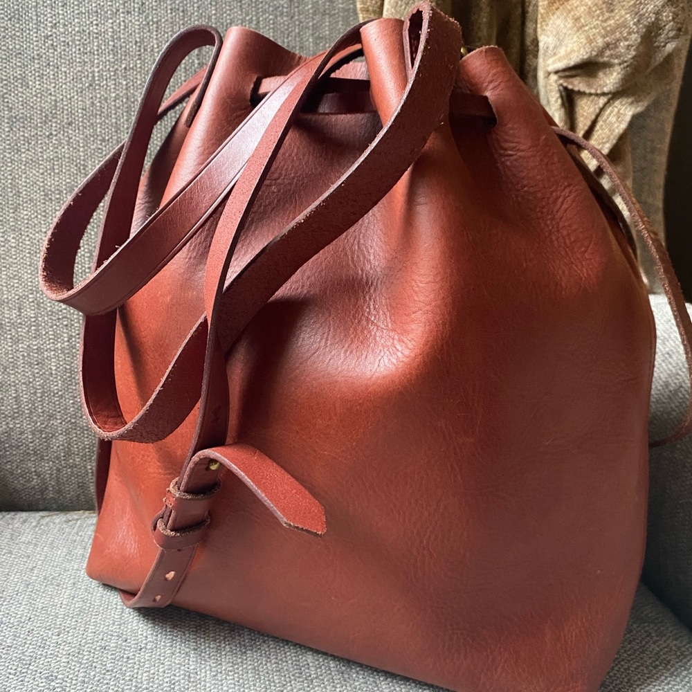 ❌sold❌ Madewell brown leather The Medium Drawstring Transport Tote